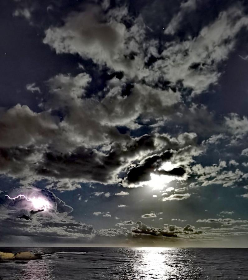 Villa sunbeach Roquebrune-sur Argens Esterno foto